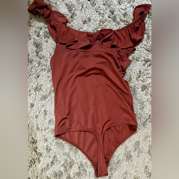 Express Ruffled Bodysuit - Picture 7 of 7